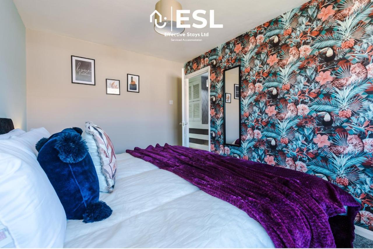 3 Bedroom House With Garden And Driveway Parking - Less Than 10 Mins From Chester City Centre Dış mekan fotoğraf
