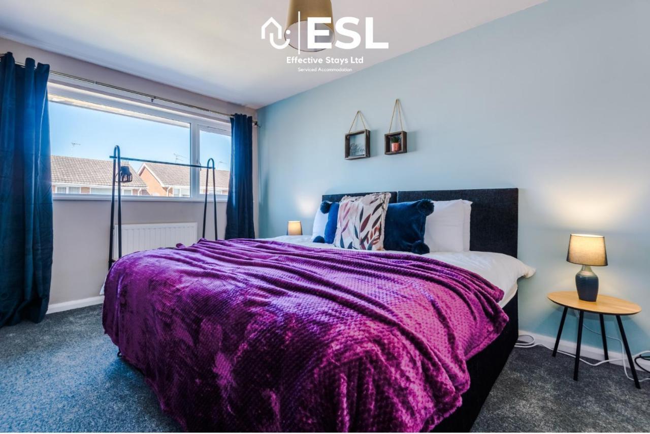3 Bedroom House With Garden And Driveway Parking - Less Than 10 Mins From Chester City Centre Dış mekan fotoğraf
